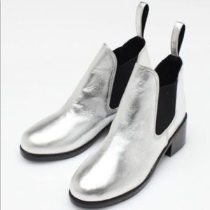 SOLD Shakuhachi Elastic Riding Chelsea Boots Silver 39